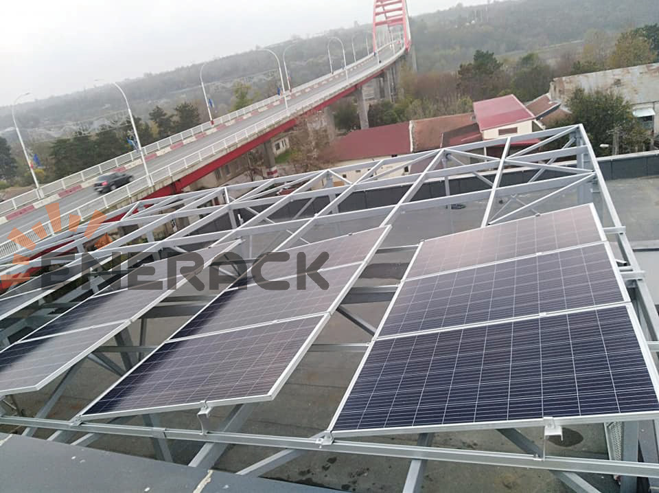 Système de toit inclinable 20KW en Roumanie