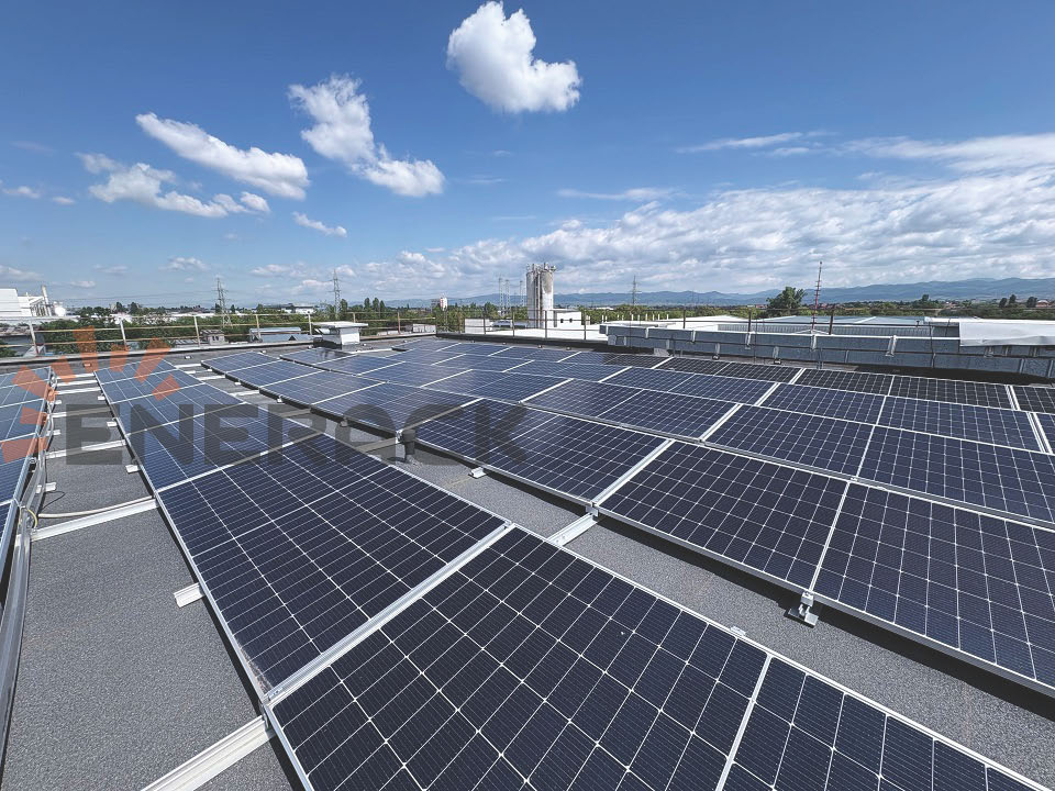 Système ULT et PRO ballasté de 60 kW en Bulgarie